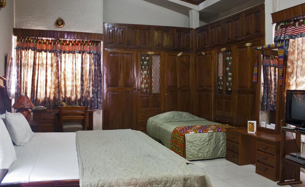 Four Villages Inn Kumasi Rom bilde
